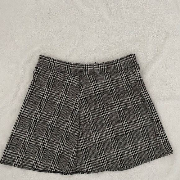 Plaid Mini Skirt - Picture 2 of 2